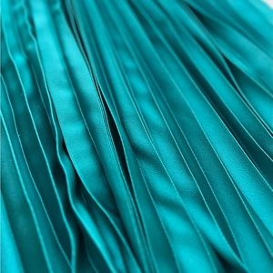 Zara Pleated Green Skirt